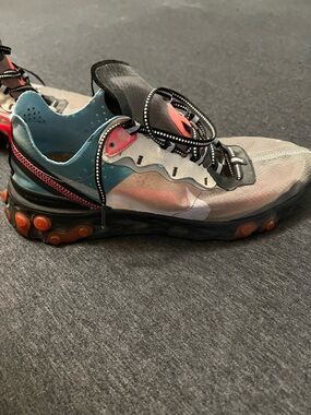 Nike Men’s React Element 87 Sneakers